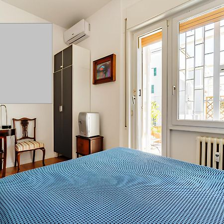 Alloggio Turistico Via Dei Faggi - Room Róma Kültér fotó